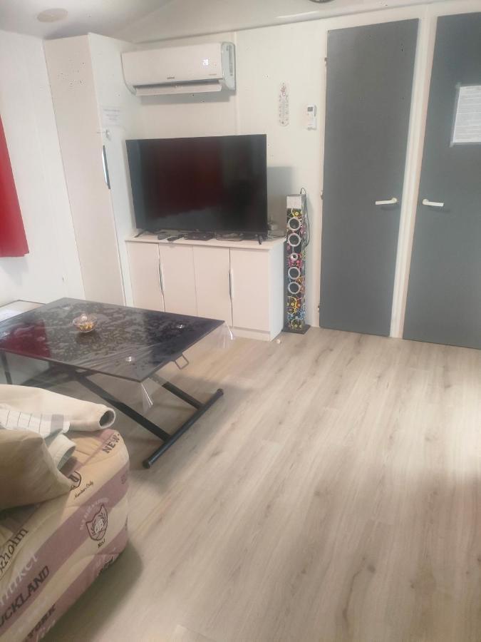 Mobil Home Climatise Au Domaine Lalande A Mimizan Exterior photo